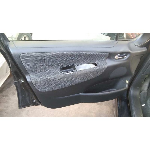 peugeot 207 del año 2008