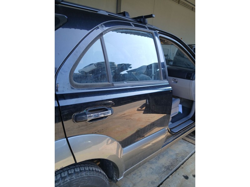 Recambio de puerta trasera derecha para kia sorento i (jc) 2.5 crdi referencia OEM IAM 770043E111  