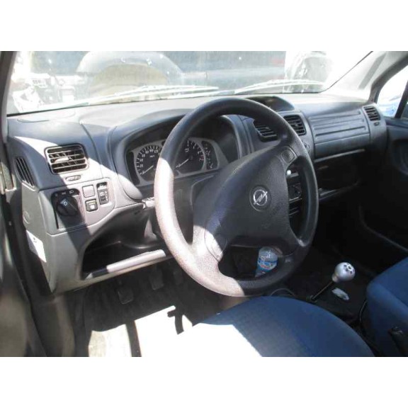 opel agila del año 2003