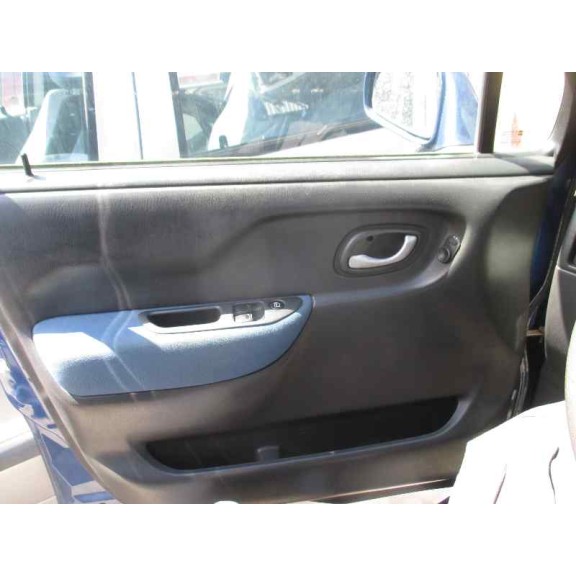 opel agila del año 2003