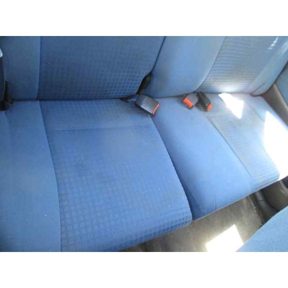 opel agila del año 2003