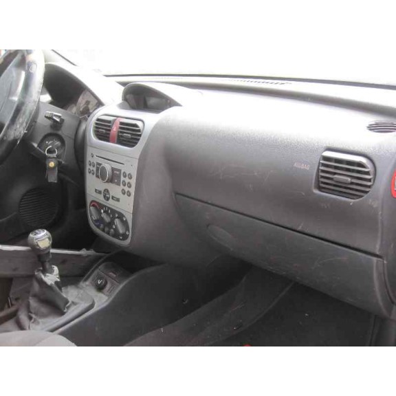 opel corsa c del año 2006