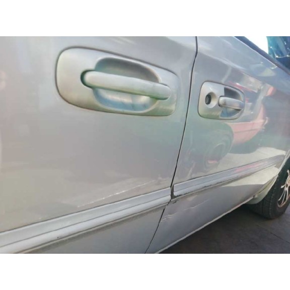 chrysler voyager (rg) del año 2001