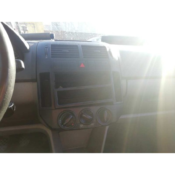 volkswagen polo (9n1) del año 2004