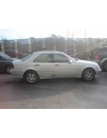 mercedes-benz clase c (w202) berlina del año 1997 2