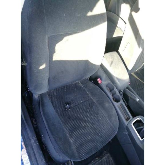 ford focus berlina (cap) del año 2007