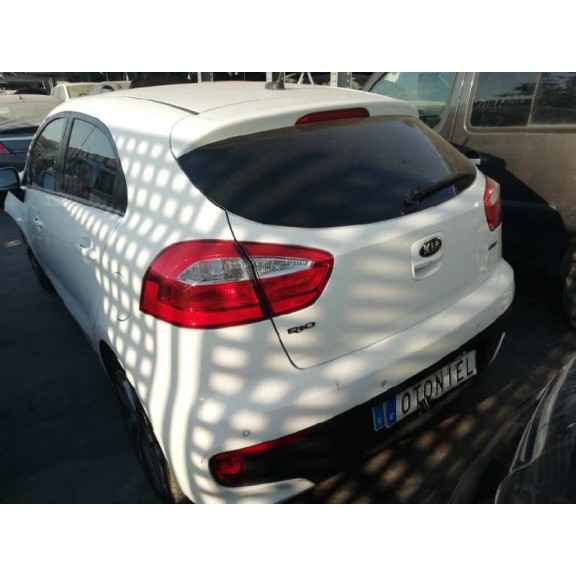 kia rio del año 2017