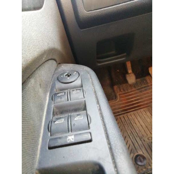 ford focus berlina (cap) del año 2007