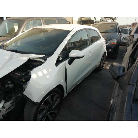 kia rio del año 2017