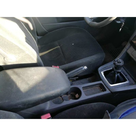 ford focus berlina (cap) del año 2007