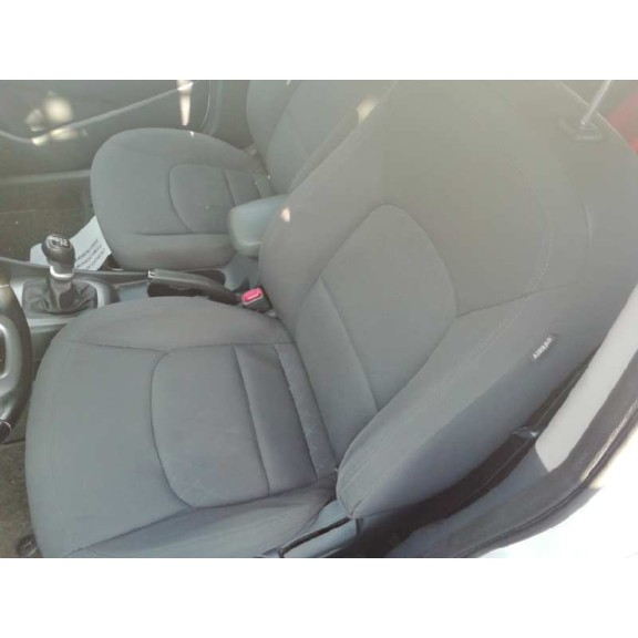 kia rio del año 2017