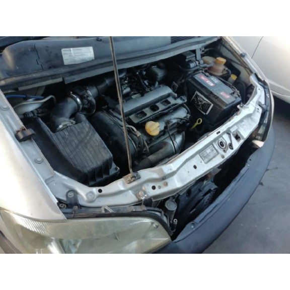 opel zafira a del año 2001