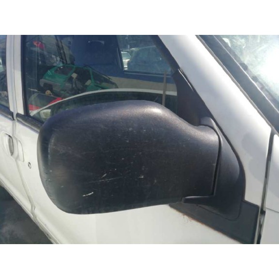 nissan serena (c23m) del año 2003