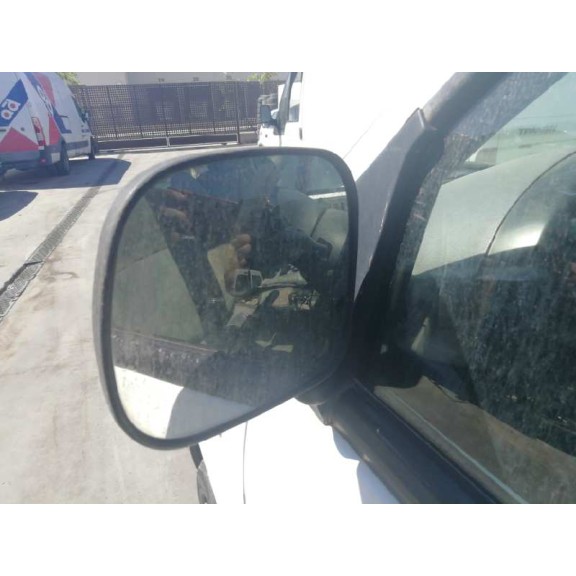 nissan serena (c23m) del año 2003