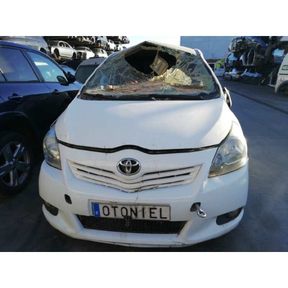 toyota verso del año 2010