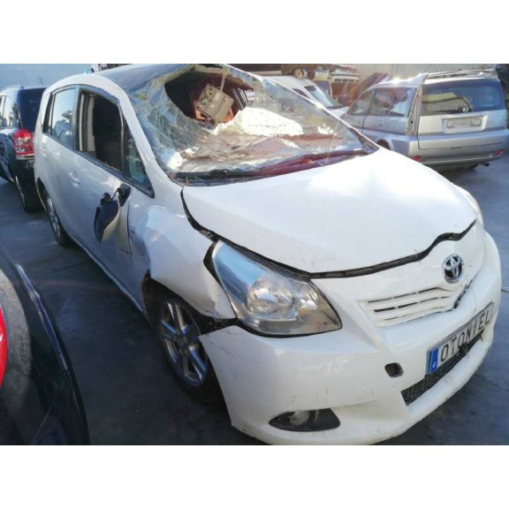 toyota verso del año 2010