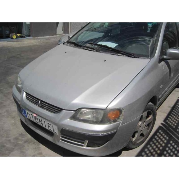 mitsubishi space star (dg0) del año 2004