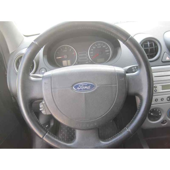 ford fiesta (cbk) del año 2005