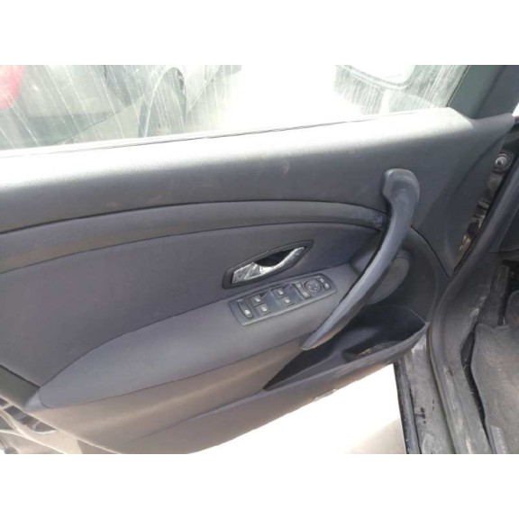 renault megane iii sport tourer del año 2013