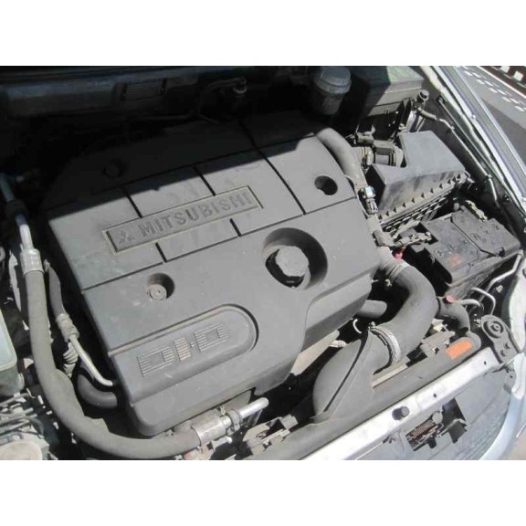 mitsubishi space star (dg0) del año 2004