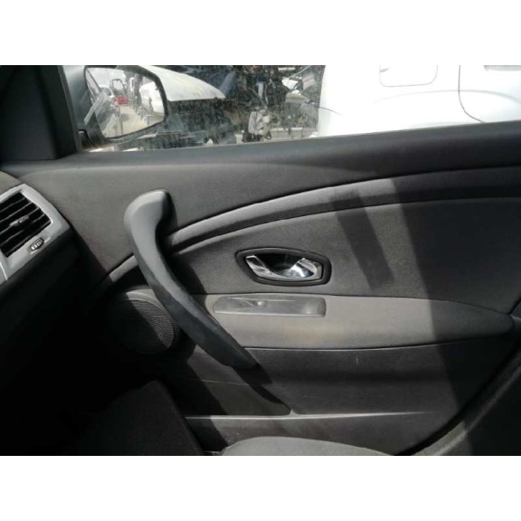 renault megane iii sport tourer del año 2013