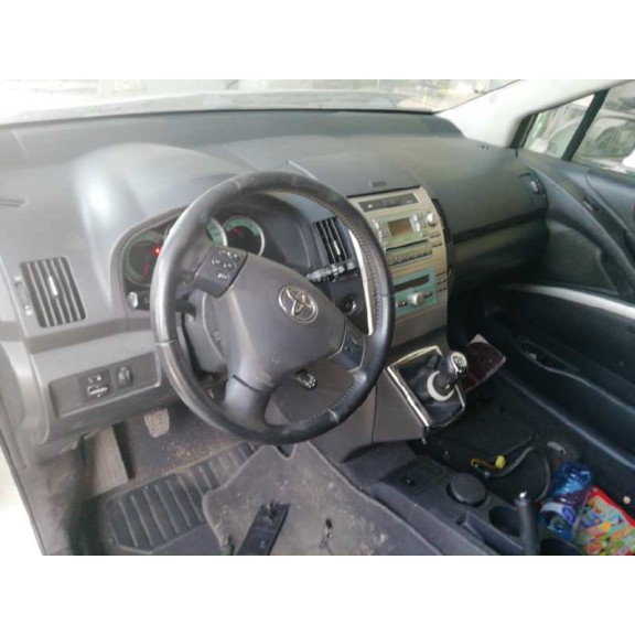 toyota corolla verso (r1) del año 2007