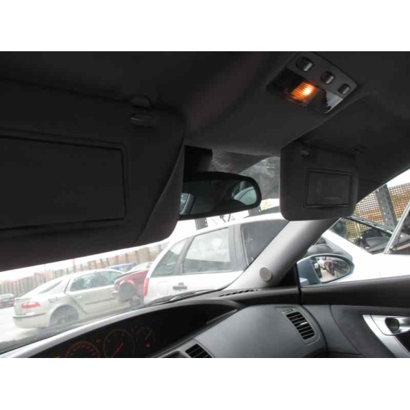 nissan primera berlina (p12) del año 2004