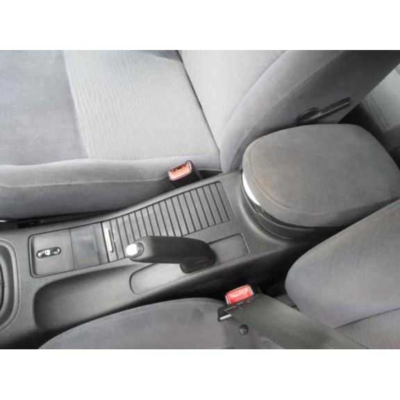 nissan primera berlina (p12) del año 2004