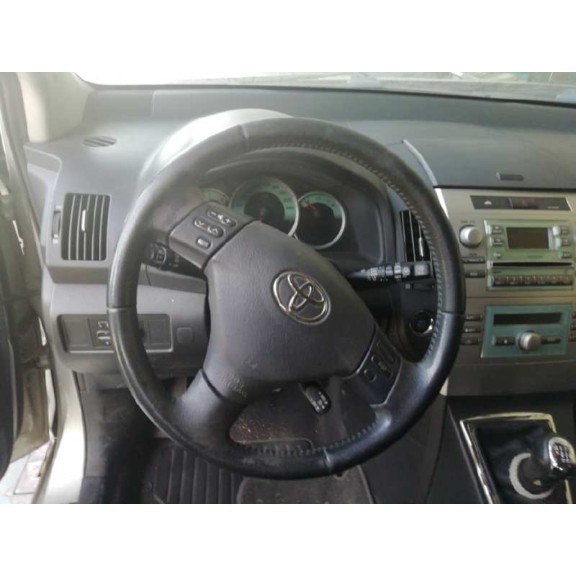 toyota corolla verso (r1) del año 2007