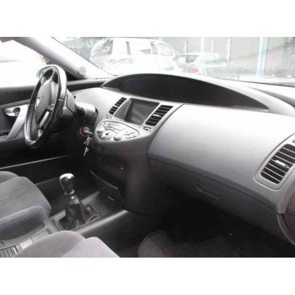 nissan primera berlina (p12) del año 2004