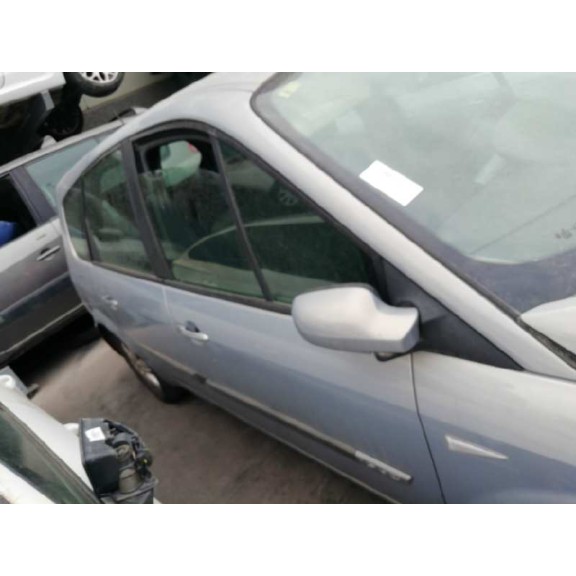 renault grand scenic del año 2005
