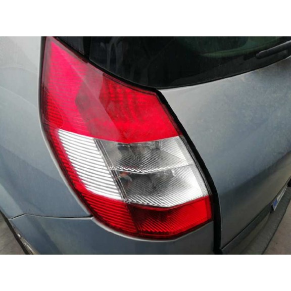 renault grand scenic del año 2005