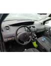 renault grand scenic del año 2005