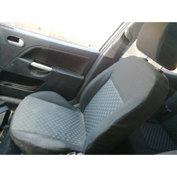 ford fiesta (cbk) del año 2005