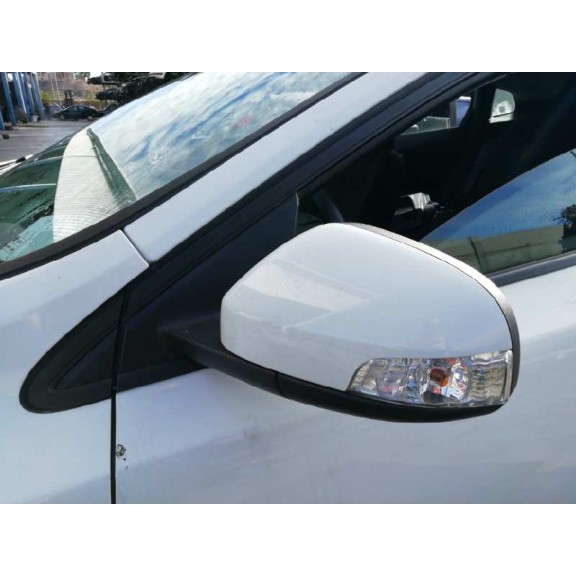 volvo v40 del año 2017