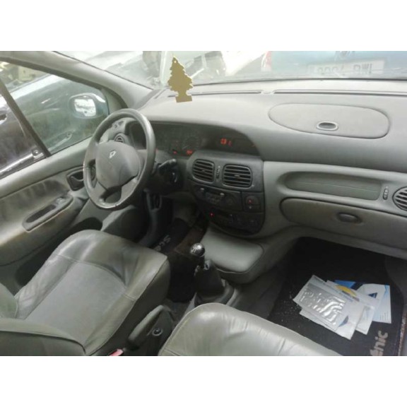 renault scenic (ja..) del año 2001
