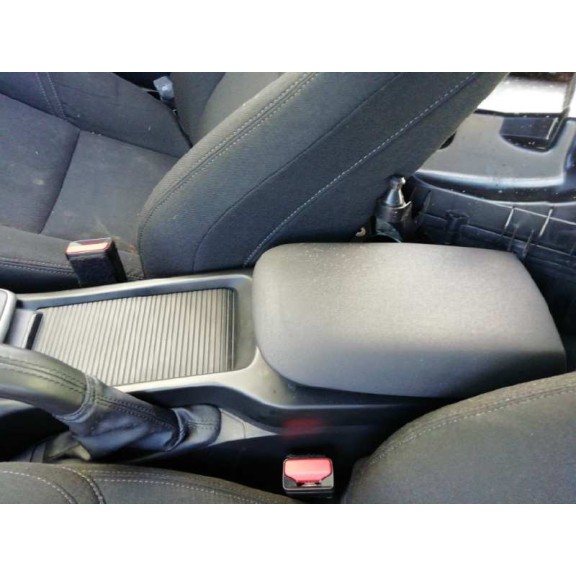 volvo v40 del año 2017