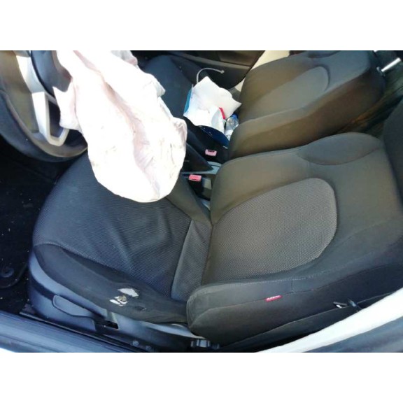 seat ibiza (6j5) del año 2010