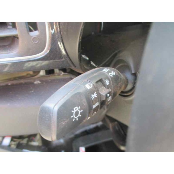 kia carens ( ) del año 2016