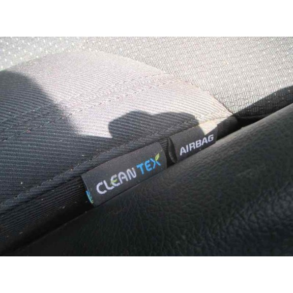 kia carens ( ) del año 2016