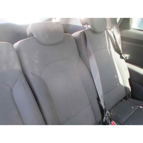 kia carens ( ) del año 2016