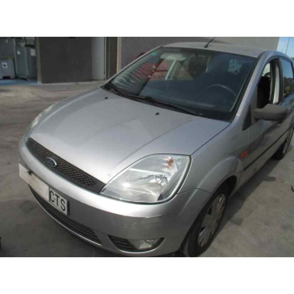 ford fiesta (cbk) del año 2004
