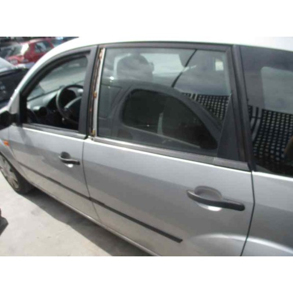 ford fiesta (cbk) del año 2004