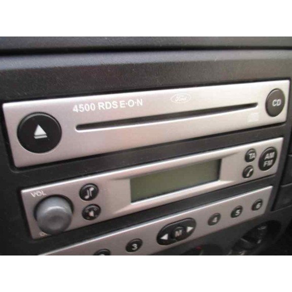 ford fiesta (cbk) del año 2004