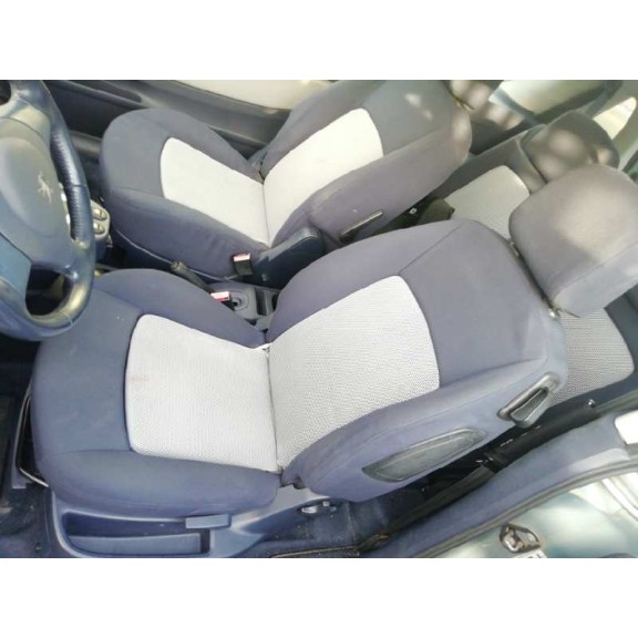 peugeot 1007 del año 2005