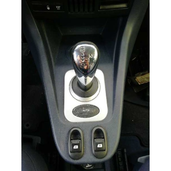 peugeot 1007 del año 2005