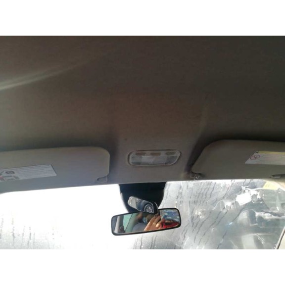 peugeot 1007 del año 2005