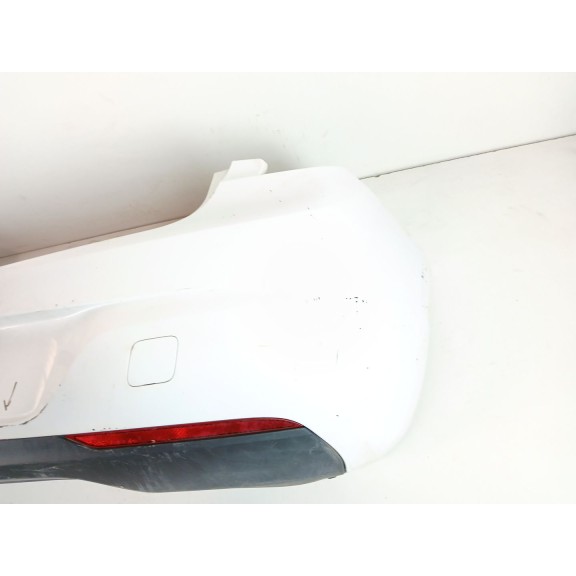 Recambio de paragolpes trasero para seat leon (1p1) reference referencia OEM IAM   TIENE UN GOLPE