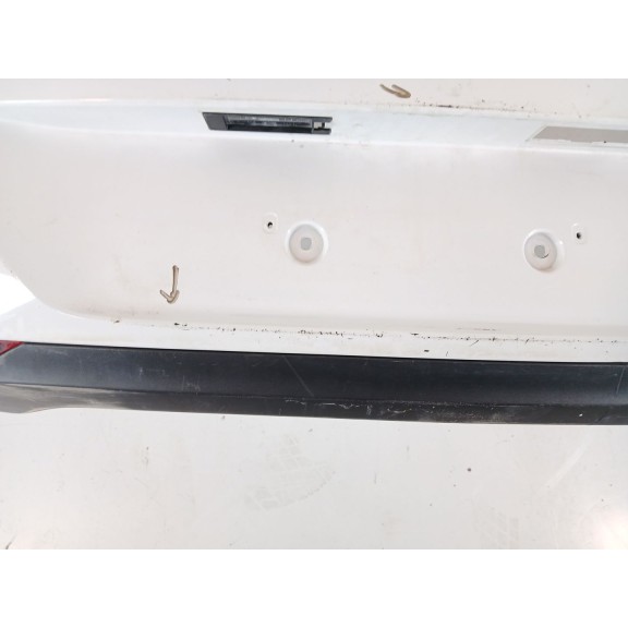 Recambio de paragolpes trasero para seat leon (1p1) reference referencia OEM IAM   TIENE UN GOLPE