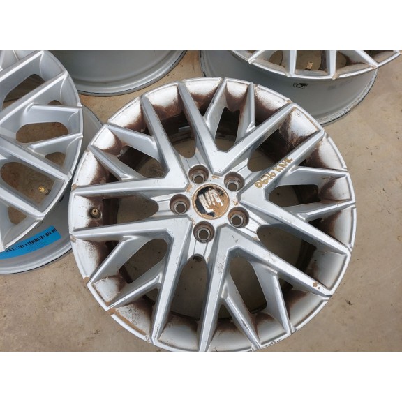 Recambio de juego llantas para seat ibiza v (kj1, kjg) 1.0 tsi referencia OEM IAM 6.5JX16 H2 ET 47 6F0601025M 16 PULGADAS X4